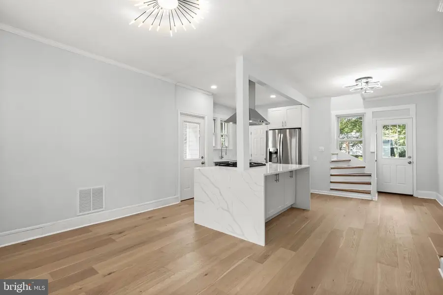 4212 Kennedy St, Hyattsville, MD 20781 - #2