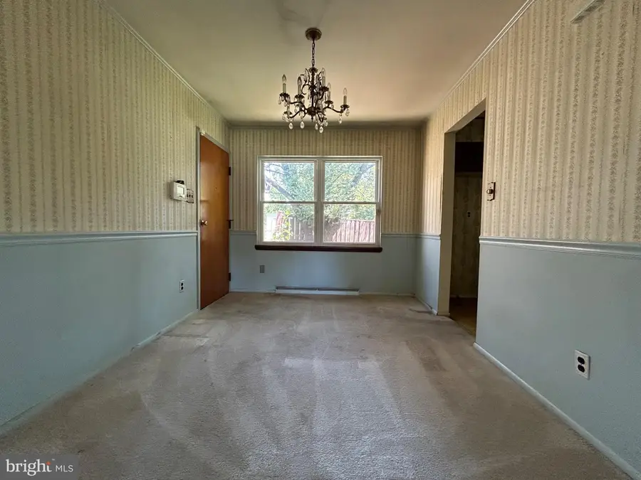 9512 Small Dr, Clinton, MD 20735 - #3