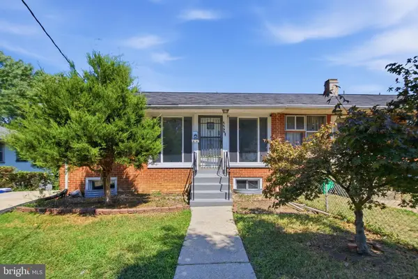 7744 Bender Rd, LANDOVER, MD 20785