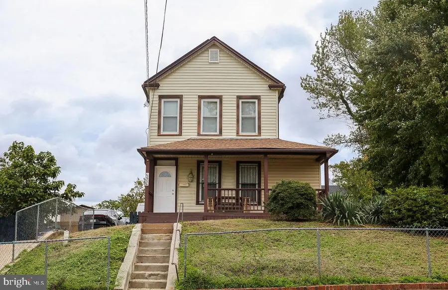 5926 Addison Rd, Capitol Heights, MD 20743 - #2
