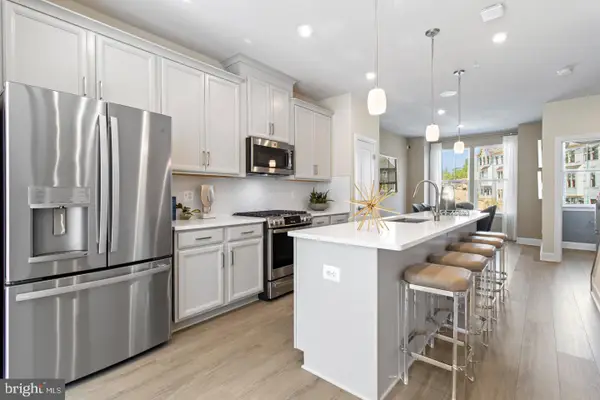 10941 Wheat Berry Dr, UPPER MARLBORO, MD 20774