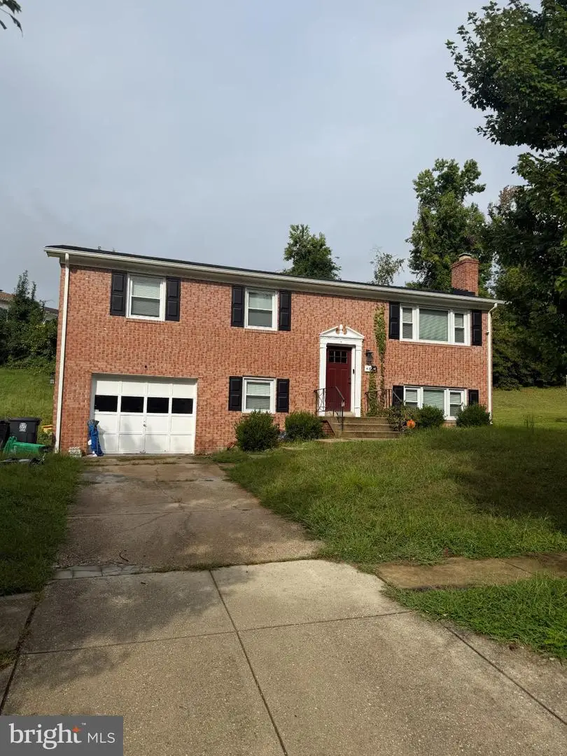4819 Woodford Ln, Upper Marlboro, MD 20772 - #1