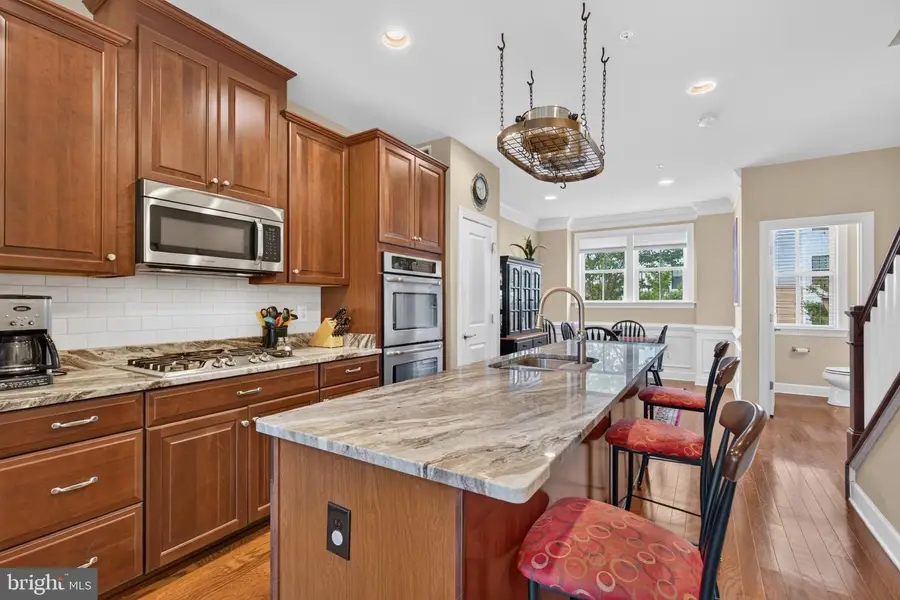 4644 Woodberry St, Riverdale, MD 20737 - #3