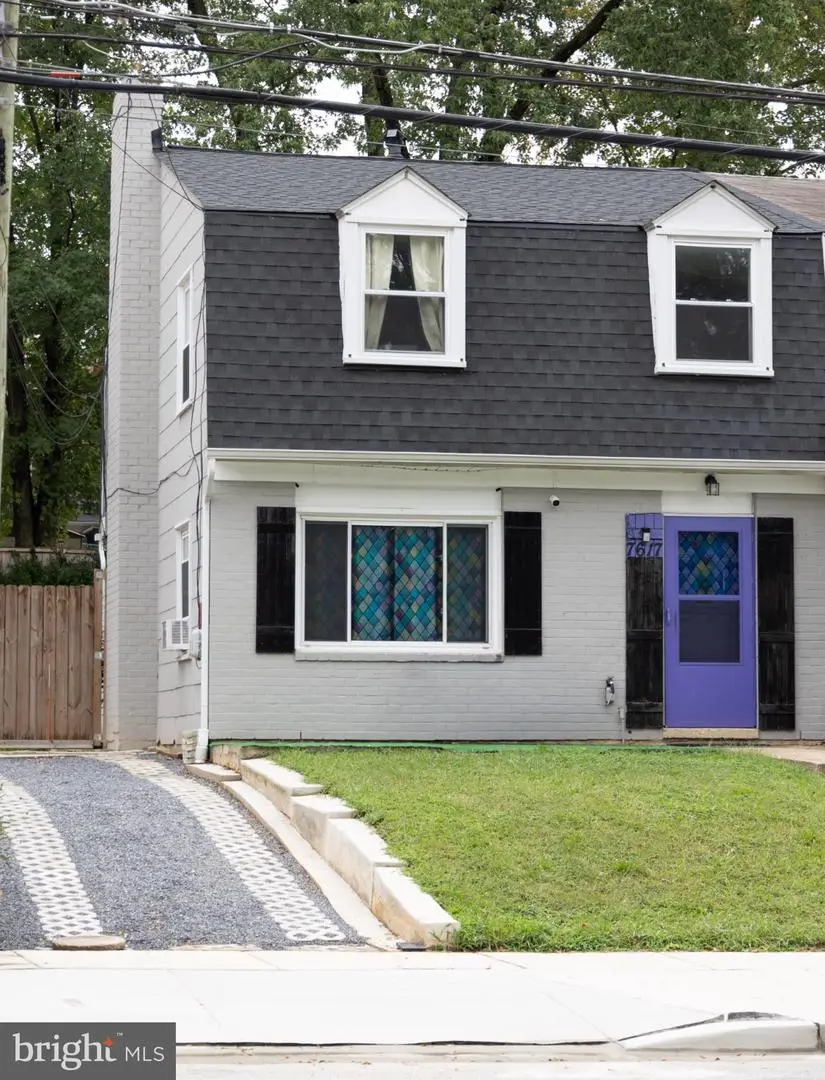7617 Barlowe Rd, Hyattsville, MD 20785 - #3