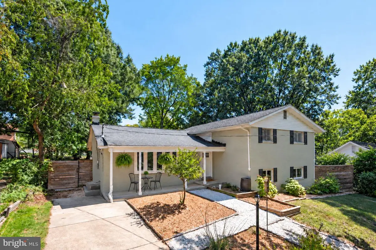 4206 Blacksnake Dr, Temple Hills, MD 20748 - #1