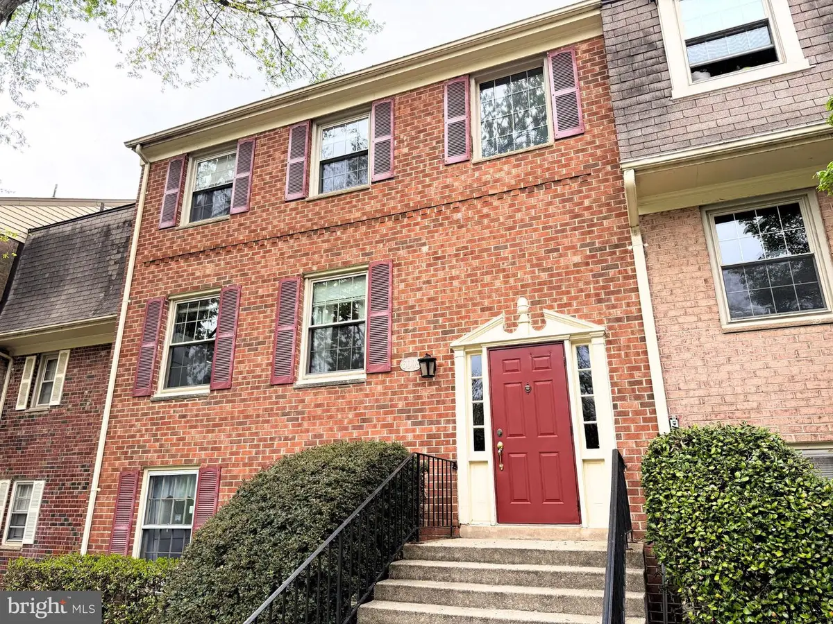 6008 Westchester Park Dr #t2, College Park, MD 20740 - #1