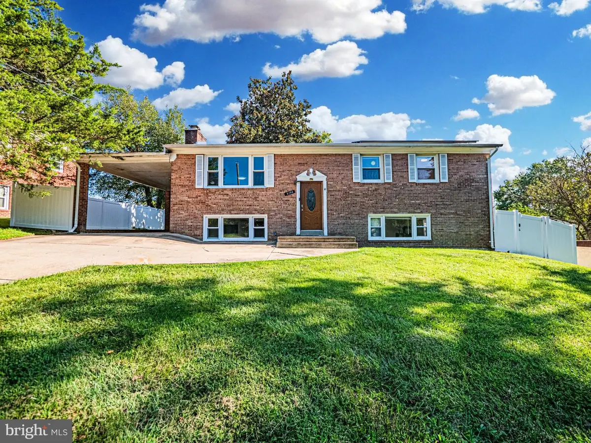 6705 Crafton Ln, Clinton, MD 20735 - #1