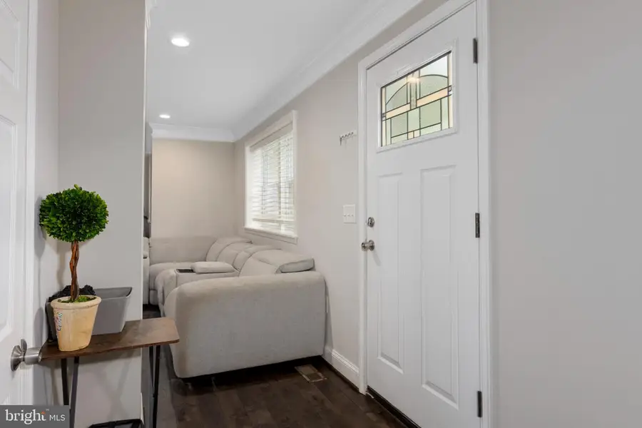 9937 Franklin St, Lanham, MD 20706 - #3