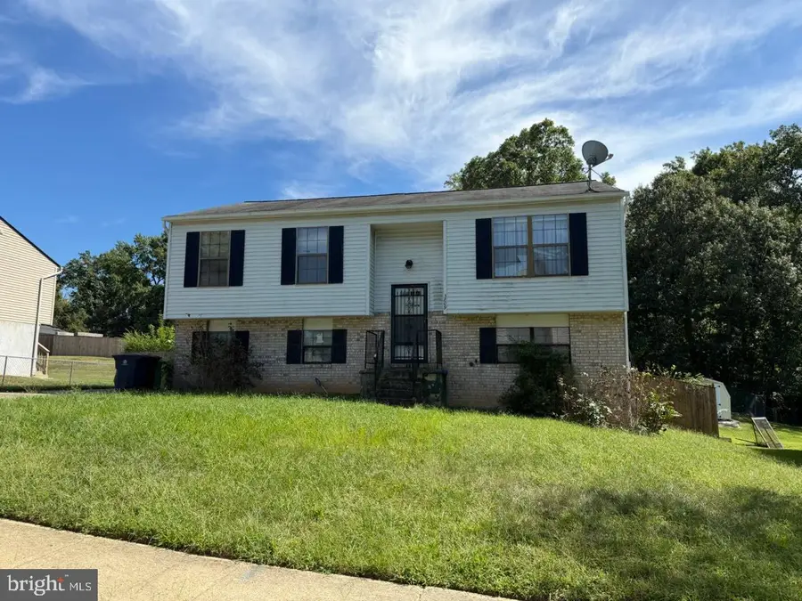 3809 Webster Pl, Fort Washington, MD 20744 - #2
