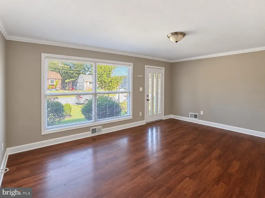 2013 Van Buren St, Hyattsville, MD 20782 - #2