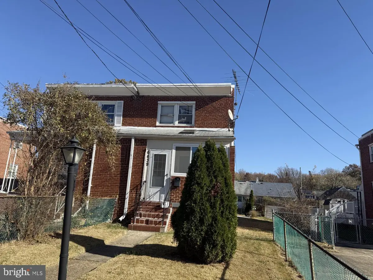 6639 24th Pl, Hyattsville, MD 20782 - #1