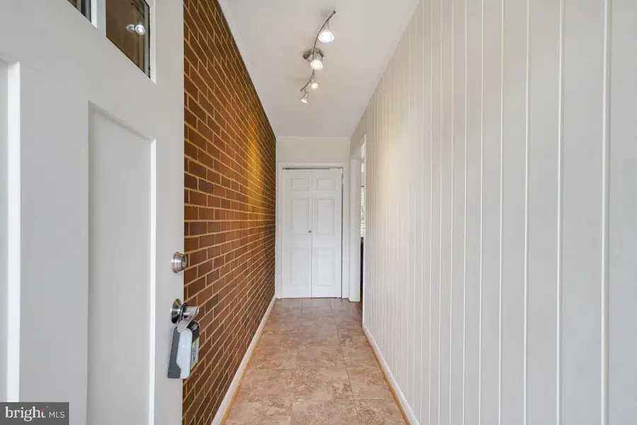 65 Ridge Rd #b, Greenbelt, MD 20770 - #2