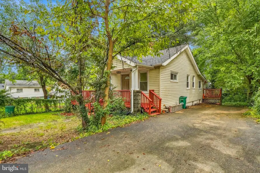 6007 38th Pl, Hyattsville, MD 20782 - #3