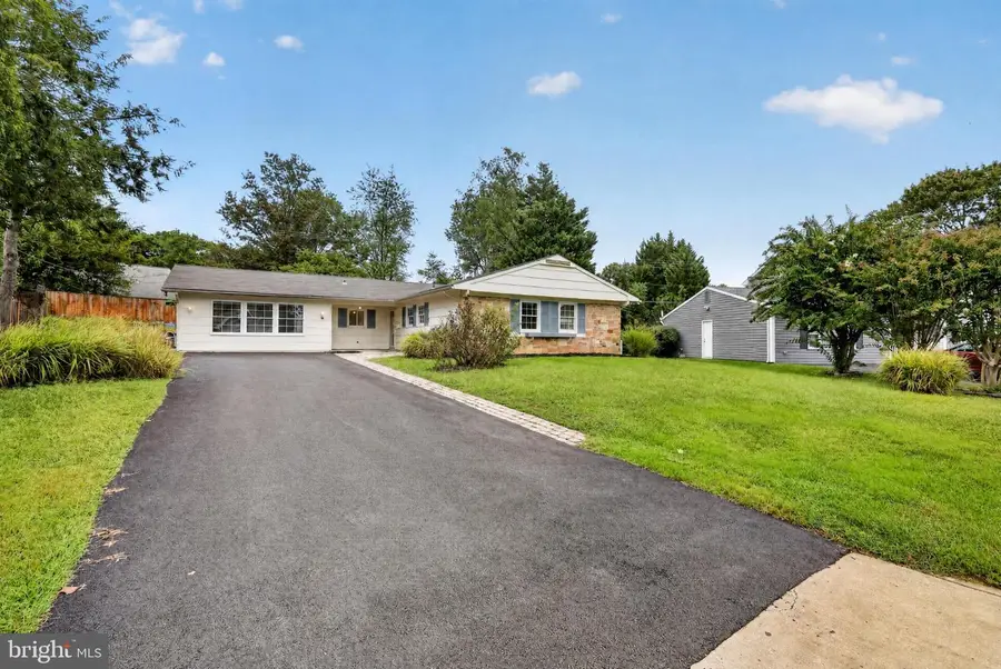 2220 Hallow Ln, Bowie, MD 20716 - #2