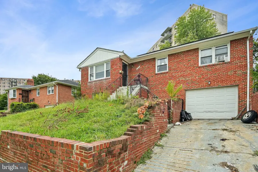 4227 23rd Pkwy, Temple Hills, MD 20748 - #3