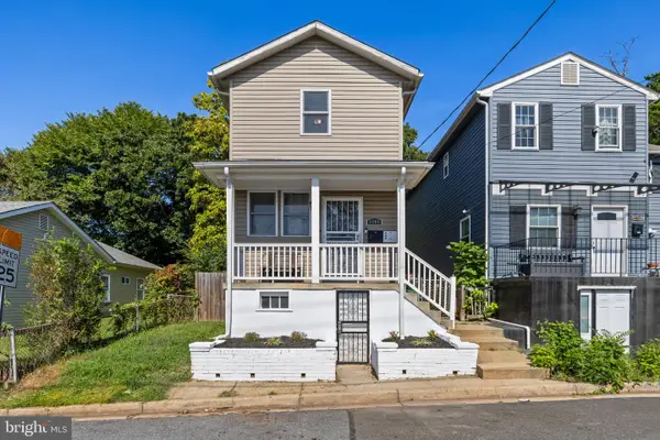 5904 Crown St, CAPITOL HEIGHTS, MD 20743