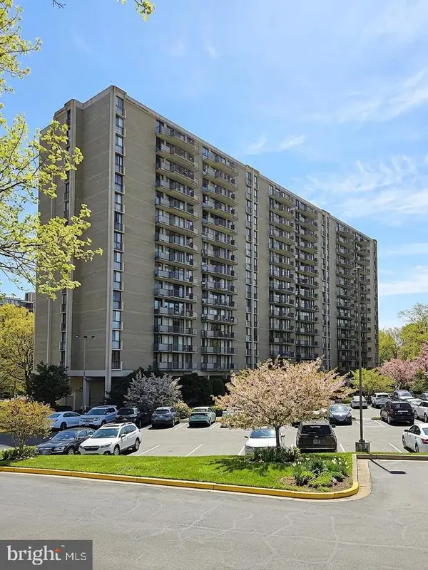 6100 Westchester Park Dr #516, COLLEGE PARK, MD 20740