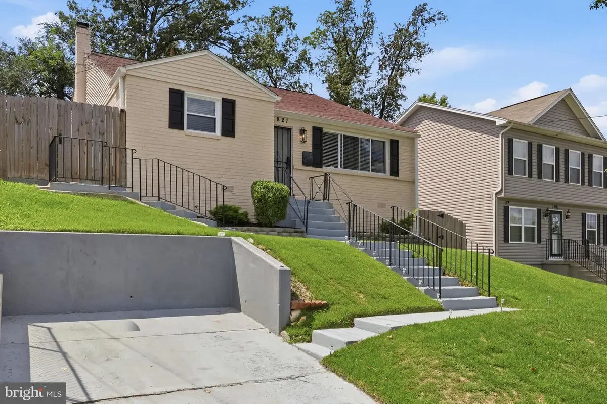 1821 Campbell Dr, Suitland, MD 20746 - #1