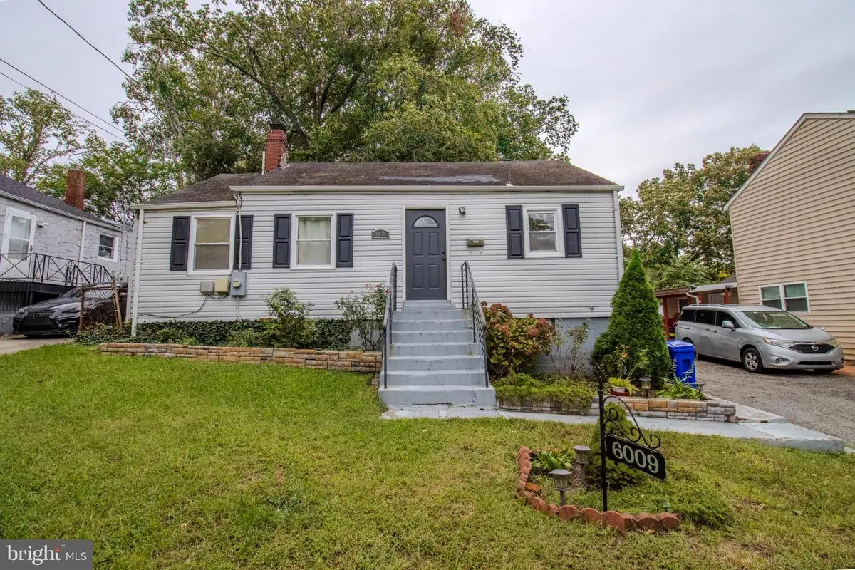 6009 State St, Landover, MD 20785 - #1