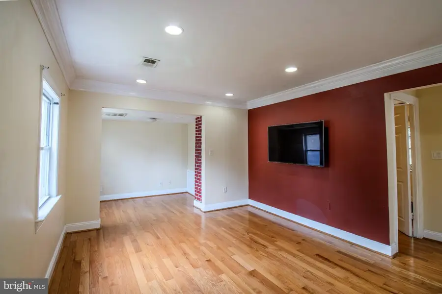 6009 State St, Landover, MD 20785 - #3