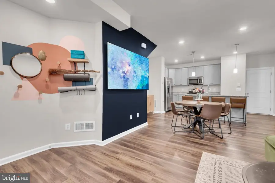 5640 Lanteen St, Lanham, MD 20706 - #2