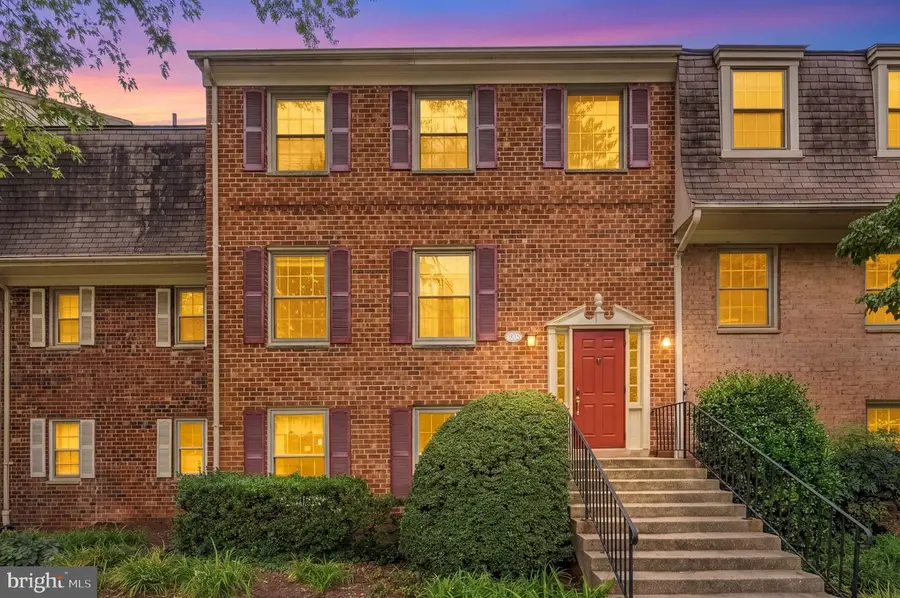6008 Westchester Park Dr #302, College Park, MD 20740 - #2