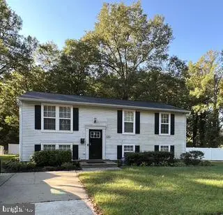 5951 Surrey Service Dr, District Heights, MD 20747 - #1