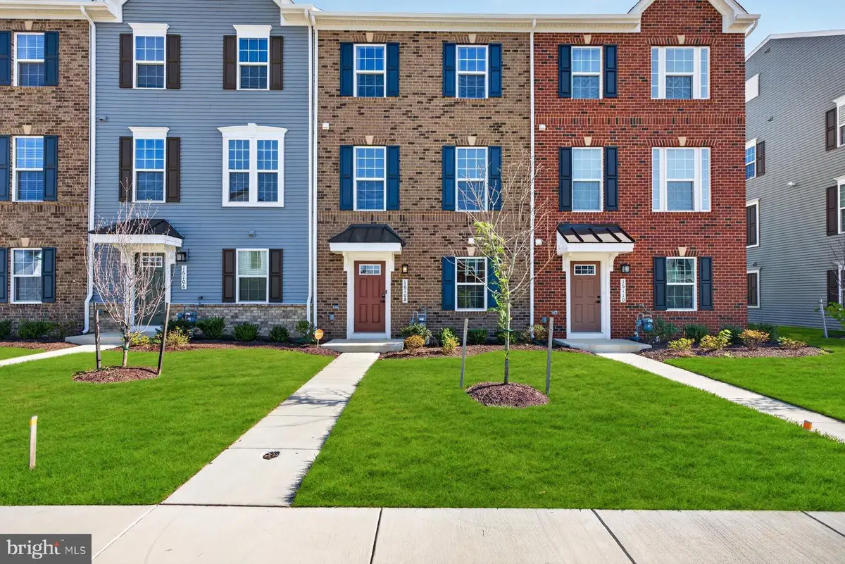 16108 Meadow Glenn Dr, Bowie, MD 20716 - #1