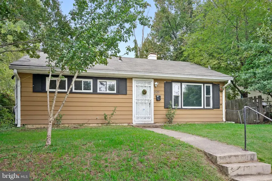 4815 Trenton Rd, Hyattsville, MD 20784 - #2
