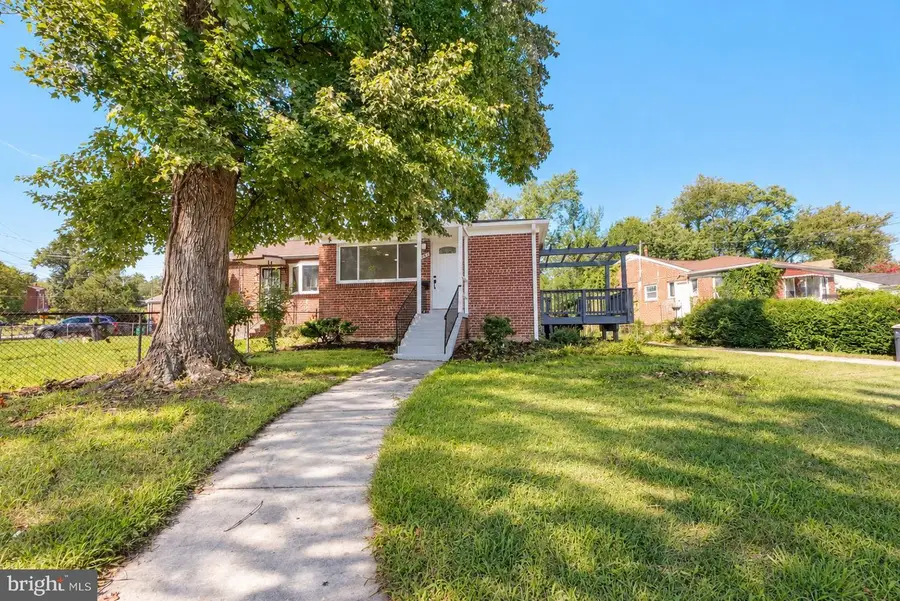 3527 Chadwick Ct, Temple Hills, MD 20748 - #2