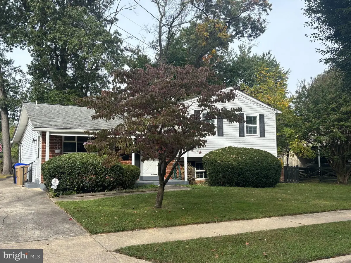 15306 Alan Dr, Laurel, MD 20707 - #1