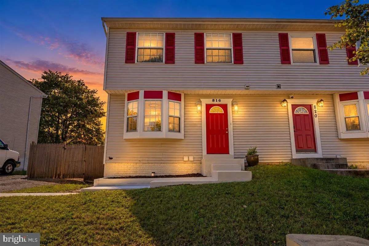 816 Central Hills Ln, Landover, MD 20785 - #1