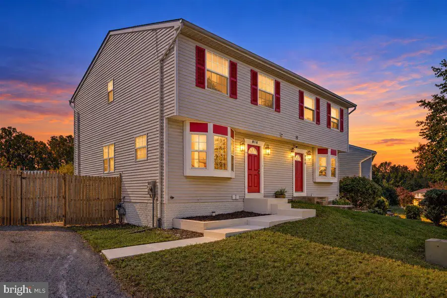 816 Central Hills Ln, Landover, MD 20785 - #3