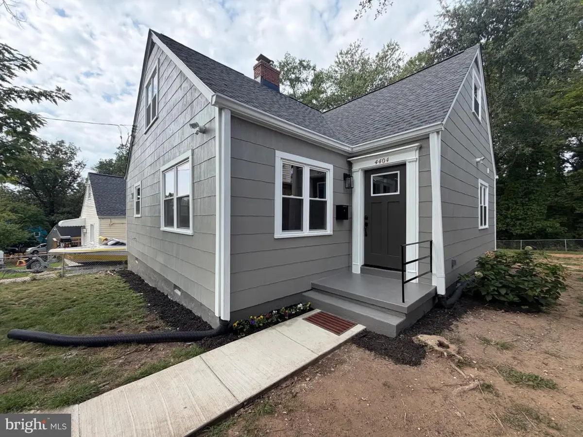 4404 54th Pl, Bladensburg, MD 20710 - #1