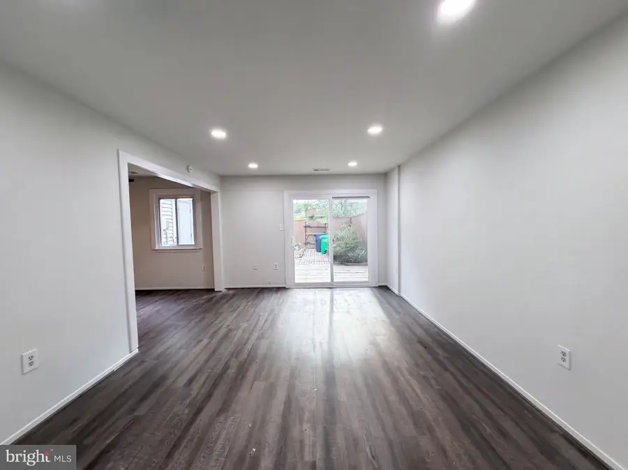 706 Kaplan Ct, Hyattsville, MD 20785 - #3
