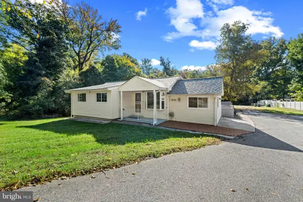8132 Woodyard Rd, CLINTON, MD 20735