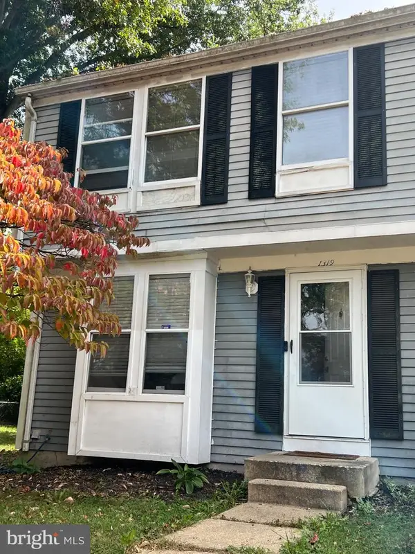 1319 Patriot Ln, BOWIE, MD 20716