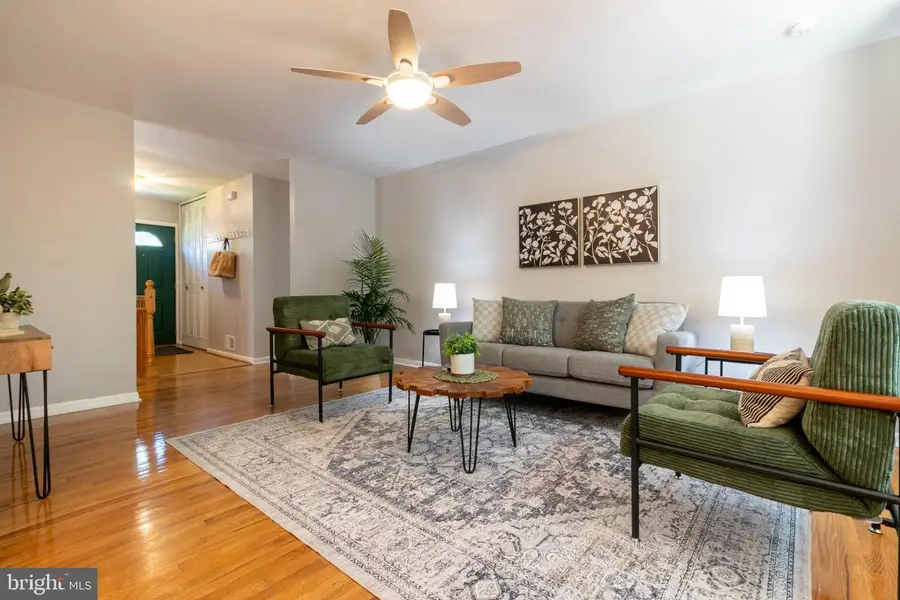 232 Lastner Ln, Greenbelt, MD 20770 - #3