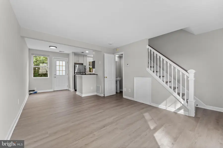 6908 Hawthorne St, Landover, MD 20785 - #3