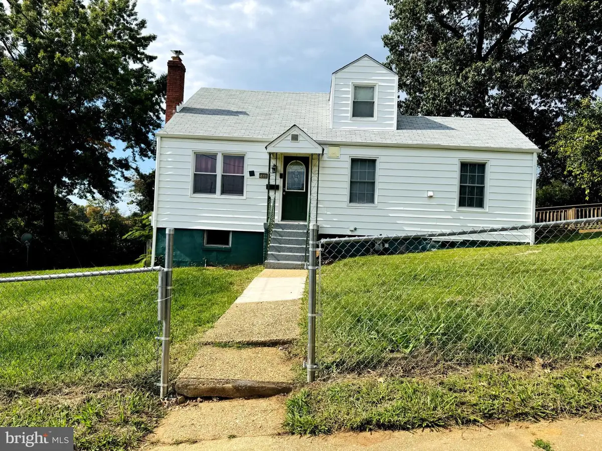 3800 56th Pl, Hyattsville, MD 20784 - #1