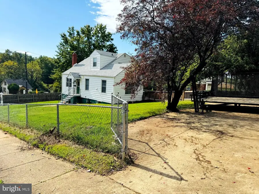 3800 56th Pl, Hyattsville, MD 20784 - #3
