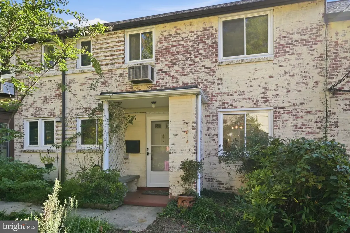 6 Crescent Rd #g, Greenbelt, MD 20770 - #1
