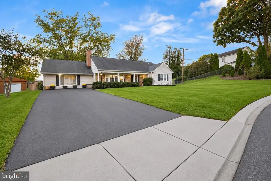 12703 Blossom Ln, Bowie, MD 20715 - #2