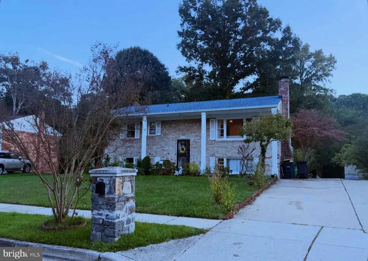 4005 Kilbourne Dr, Fort Washington, MD 20744 - #1
