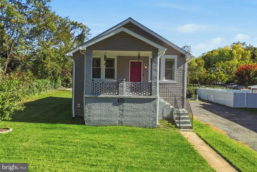 711 60th Ave, Capitol Heights, MD 20743 - #2