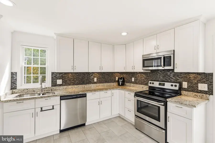 4411 Briggs Chaney Rd, Beltsville, MD 20705 - #2