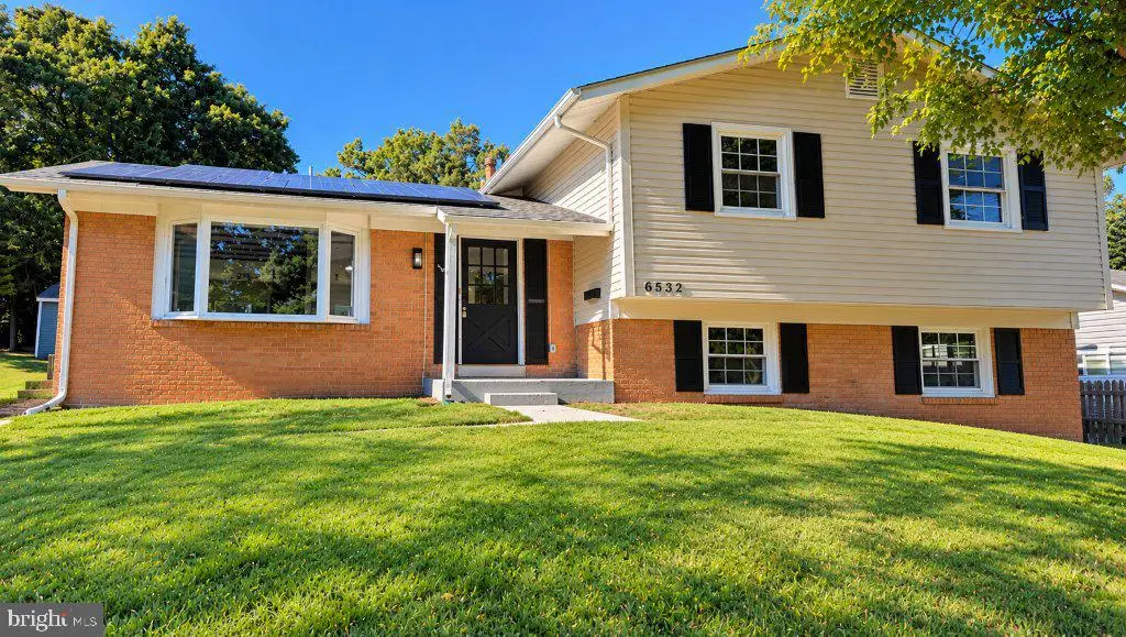 6852 Nashville Rd, Lanham, MD 20706 - #1