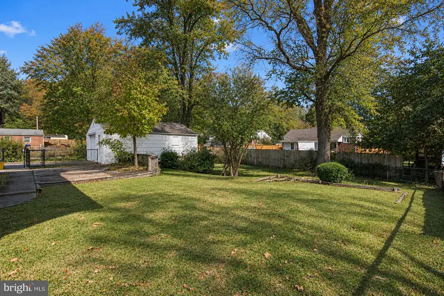 6707 Adelphi Rd, Hyattsville, MD 20782 - #3