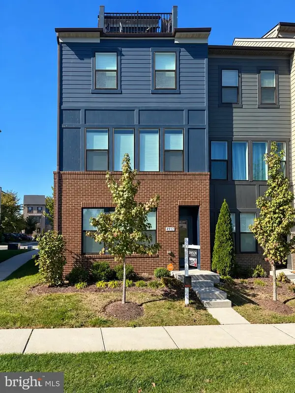 4917 Vista Green Ln, LANHAM, MD 20706