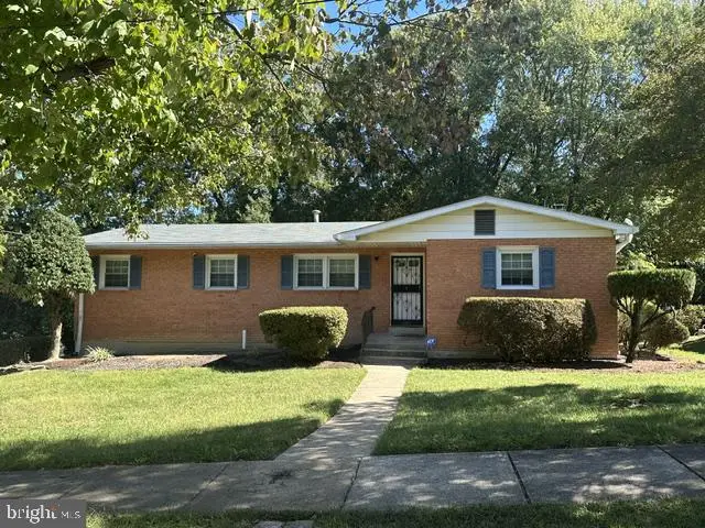 7814 Winnsboro Dr, Fort Washington, MD 20744 - #1